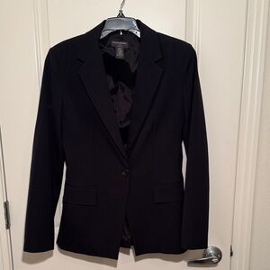 Banana Republic, Dark Navy, Women’s Blazer, Suit Jacket. Size 4